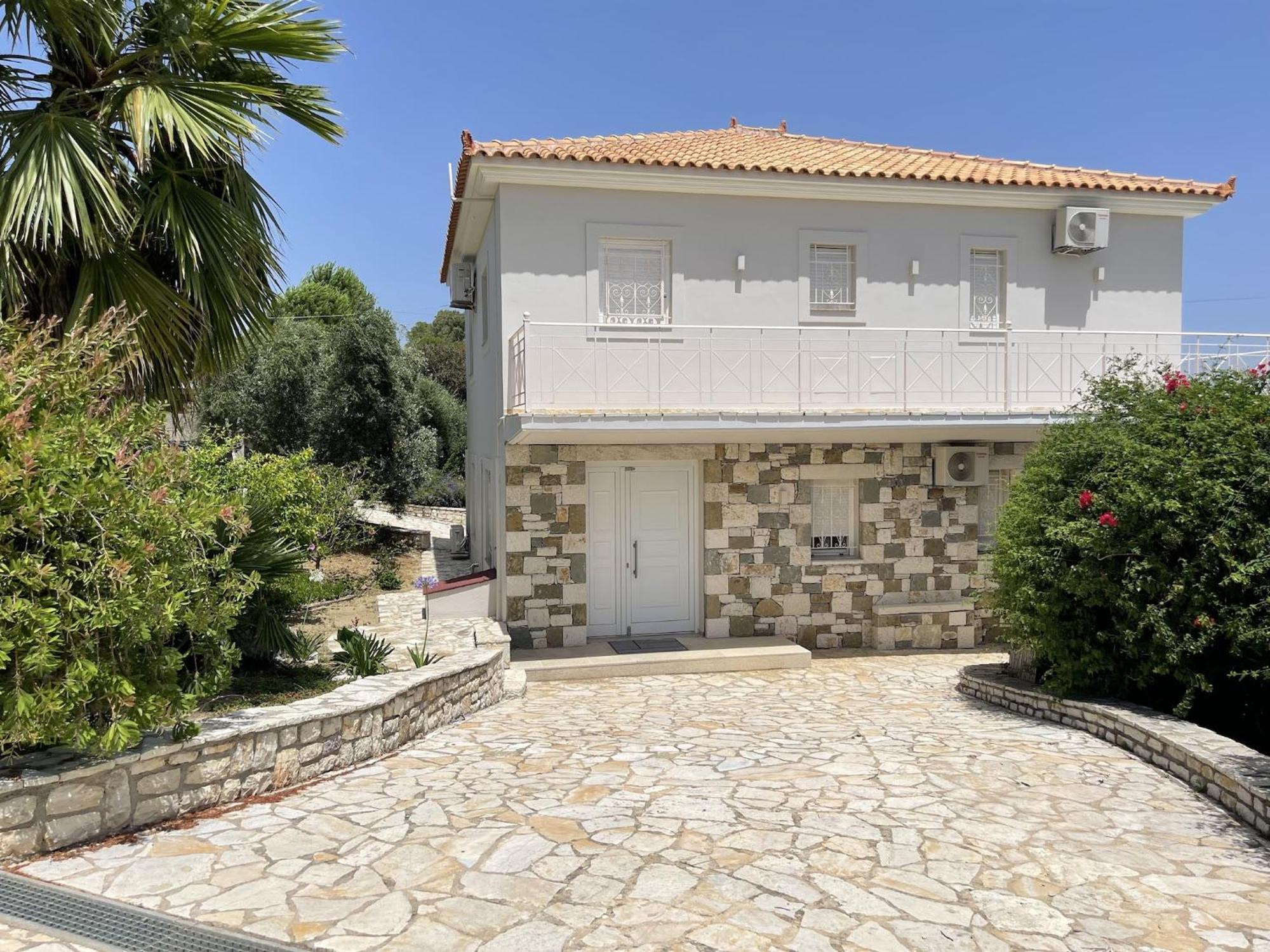 Luxurious Villa In Peloponnese With Swimming Pool Kamaria  Экстерьер фото